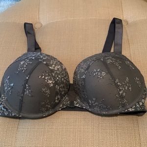 Victoria’s Secret bra